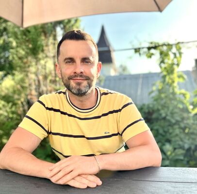  ,   Denis, 37 ,   ,   , c , 