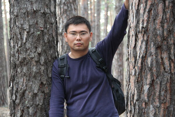  ,   Dan, 42 ,   