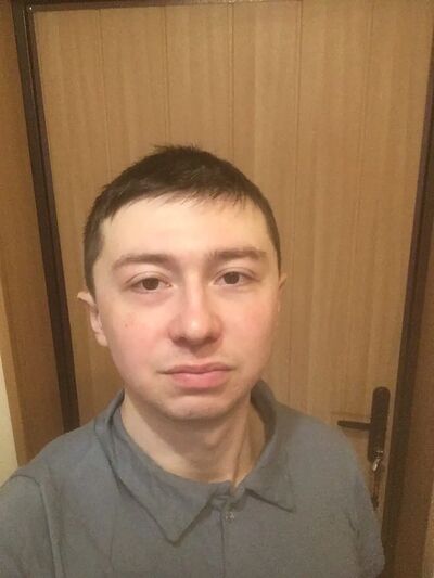  ,   Viktor, 32 ,   ,   , c , 