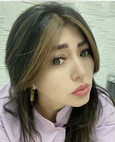  ,   Laura, 30 ,   ,   
