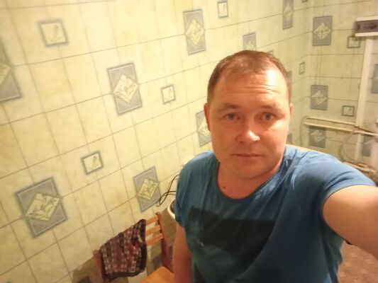  ,   Viktor, 34 ,   ,   