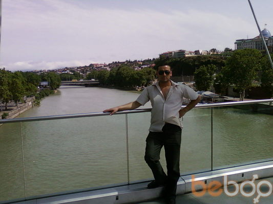  ,   Ruslan, 40 ,  