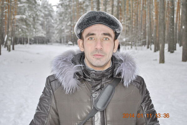  ,   Yurij, 40 ,   