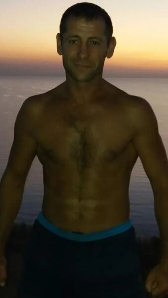  ,   Ilya, 49 ,   ,   , c 