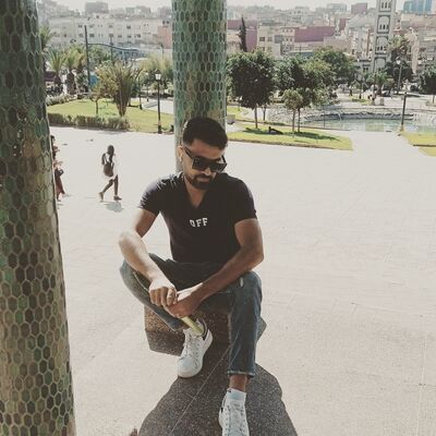  ,   Zakaria, 24 ,   ,   