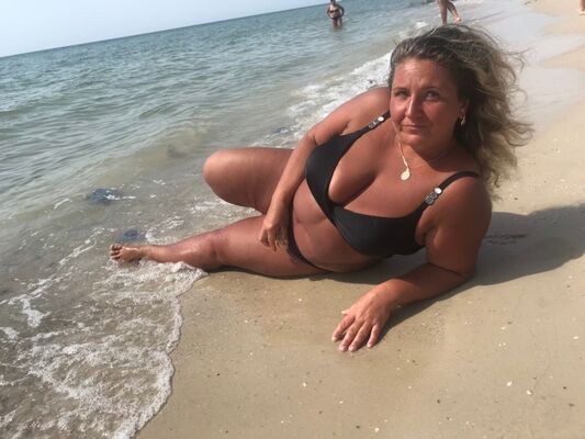  ,   Ruslana, 49 ,     , c 