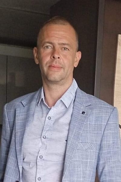  ,   Sergej, 43 ,   ,   