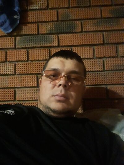   ,   Umrbek, 37 ,   ,   