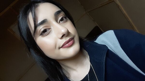  ,   Melaniya, 25 ,   ,   