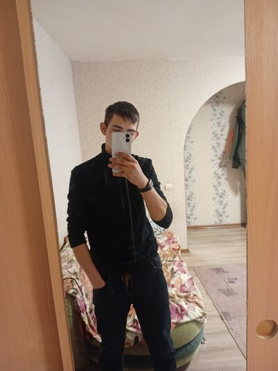  ,   Denis, 22 ,   ,   