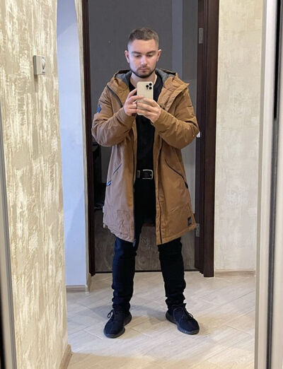  ,   Valik, 28 ,   ,   
