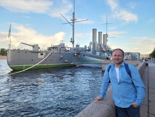  ,   Anton, 39 ,   ,   , c 