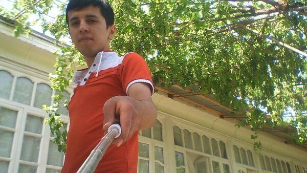  ,   Mr Akhunov, 31 ,   