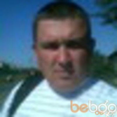  ,   Alejandro, 44 ,   
