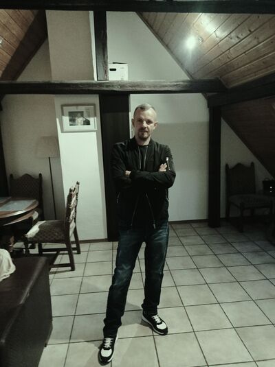  Karlsruhe,   , 46 ,   ,   , c 