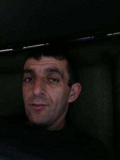  ,   Erik, 40 ,   ,   