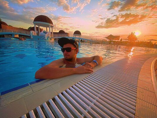  --,   Viktor, 32 ,   ,   , c 