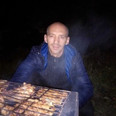 ,   Misha, 39 ,   ,   