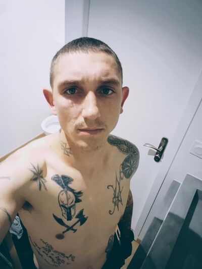  ,   Victor, 28 ,   ,   