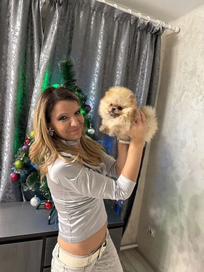  ,   Tatyana, 32 ,  