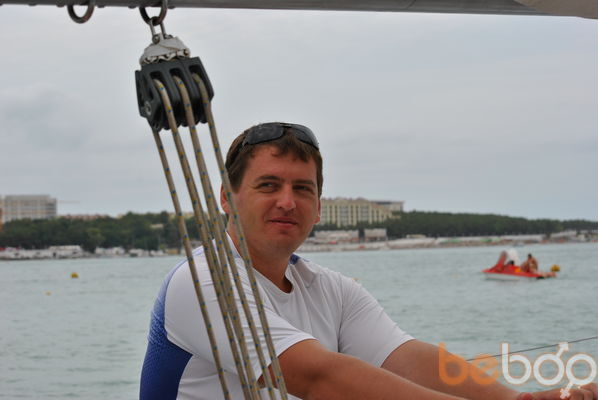  ,   Aleksandr, 46 ,   ,   , c 