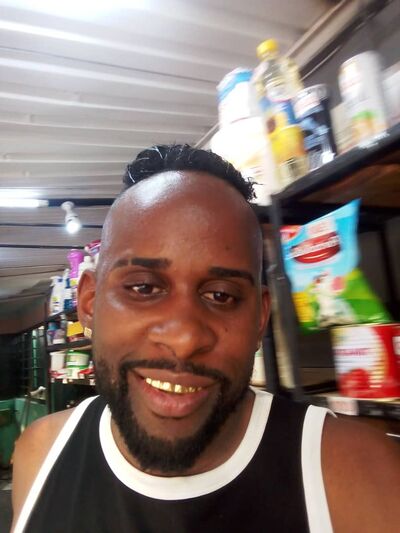  ,   Javier, 38 ,   ,   