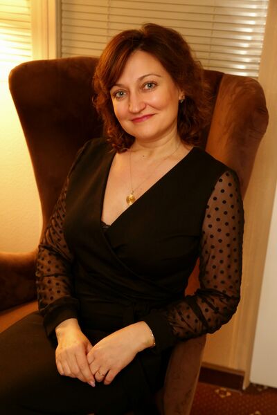  ,   Olga, 46 ,   c 
