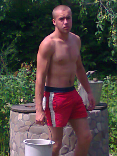  ,   Seryk, 34 ,   ,   , c 