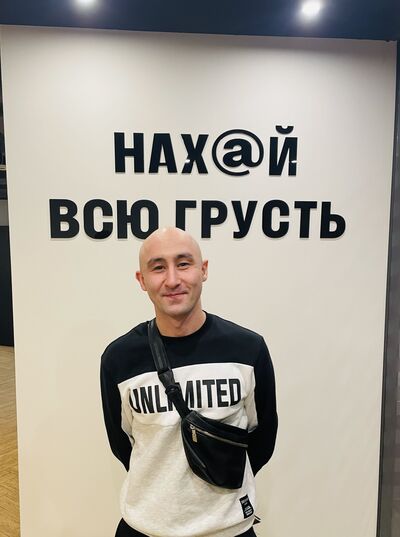  ,   Ruslan, 36 ,   ,   , c 