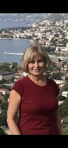  ,   Ekaterina, 62 ,   c 