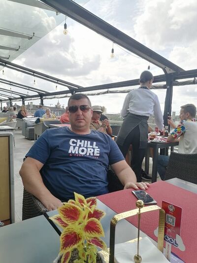  ,   Arman, 41 ,   ,   