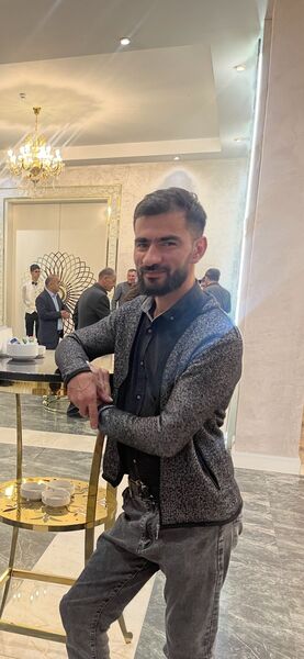  ,   Elmar, 32 ,   ,   