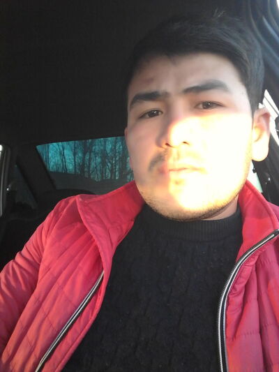  --,   Maksim, 33 ,   ,   