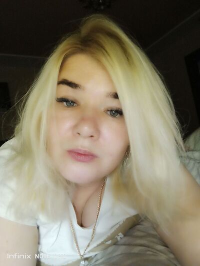  ,   Lena, 41 ,   ,   