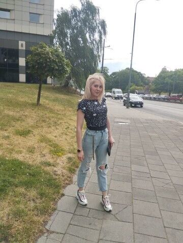  Bielany Wroclawskie,   Iryna, 41 ,   ,   