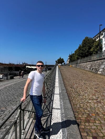  Praha,   Vasya, 28 ,   ,   