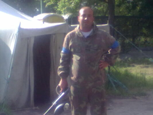  ,   Lasha, 46 ,   ,   