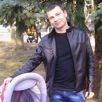  ,   Jarik, 34 ,   
