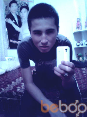  ,   Azi, 32 ,   