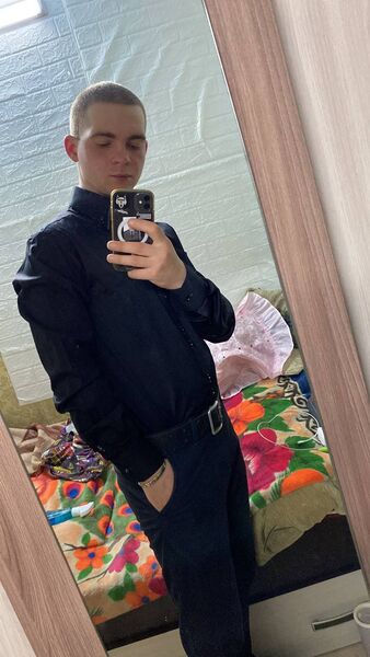  --,   Andre, 22 ,   ,   