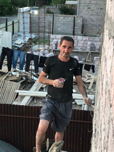  ,   Harutyun, 43 ,   ,   