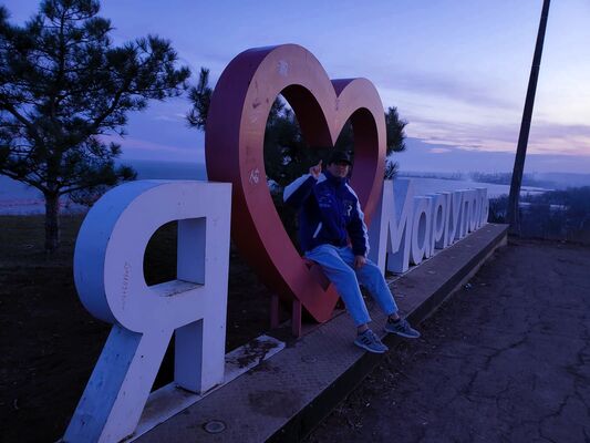  ,   Azam, 25 ,   ,   