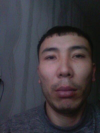  ,   Askarbek, 40 ,  