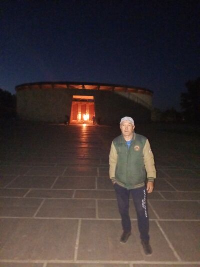  ,   Andrey, 64 ,   ,   