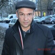  ,   Vldimir, 54 ,   