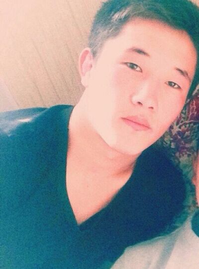  ,   Ulan, 32 ,   ,   , c 