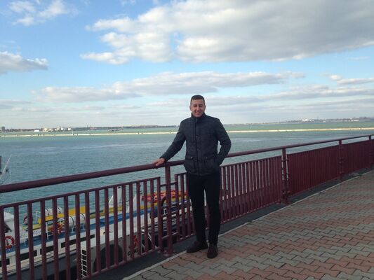  -,   Bogdan, 32 ,   