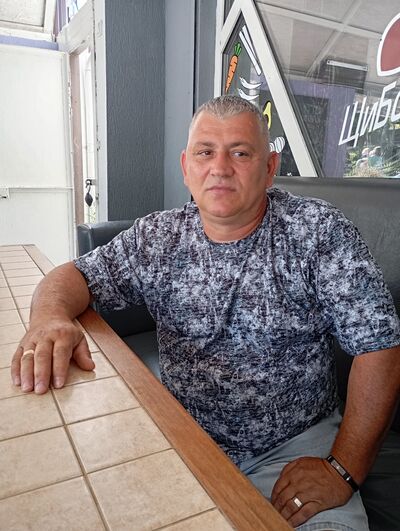  ,   Zoran, 49 ,   ,   