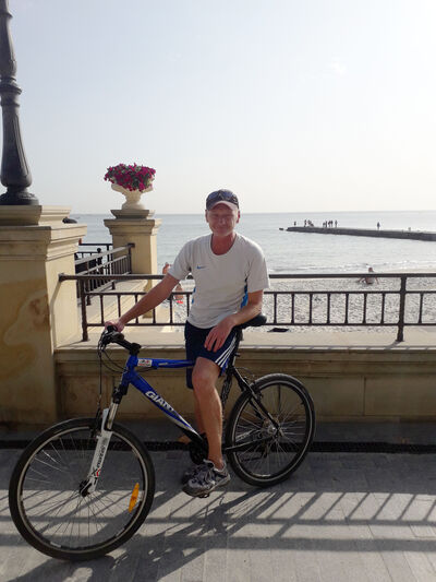  ,   Anton, 54 ,   ,   , c 