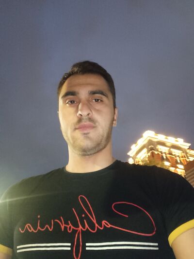  ,   Araz, 32 ,   ,   